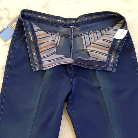 NWT. Men's Cotton Blended Lightweight Jeans. - Picture 3 of 6